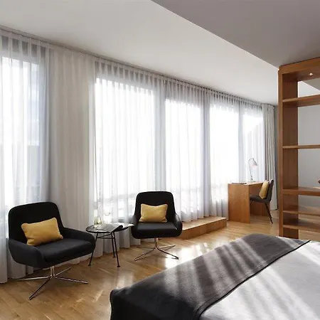 June Six West Szálloda Berlin