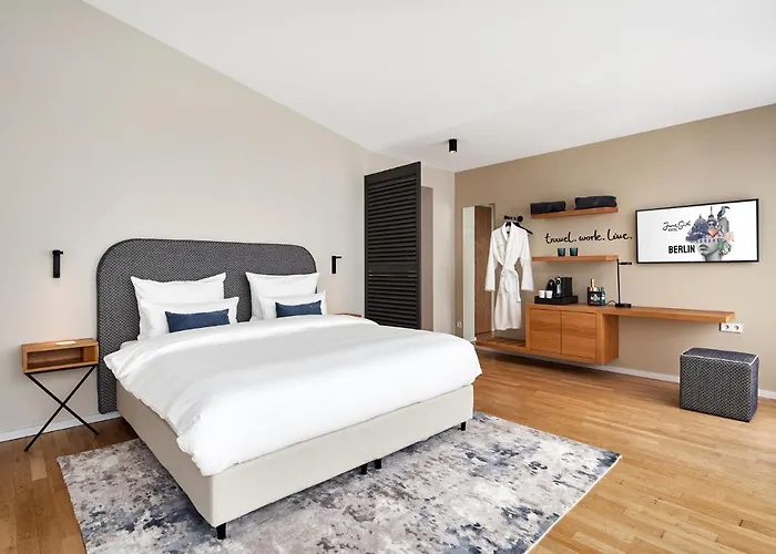 June Six West Berlin